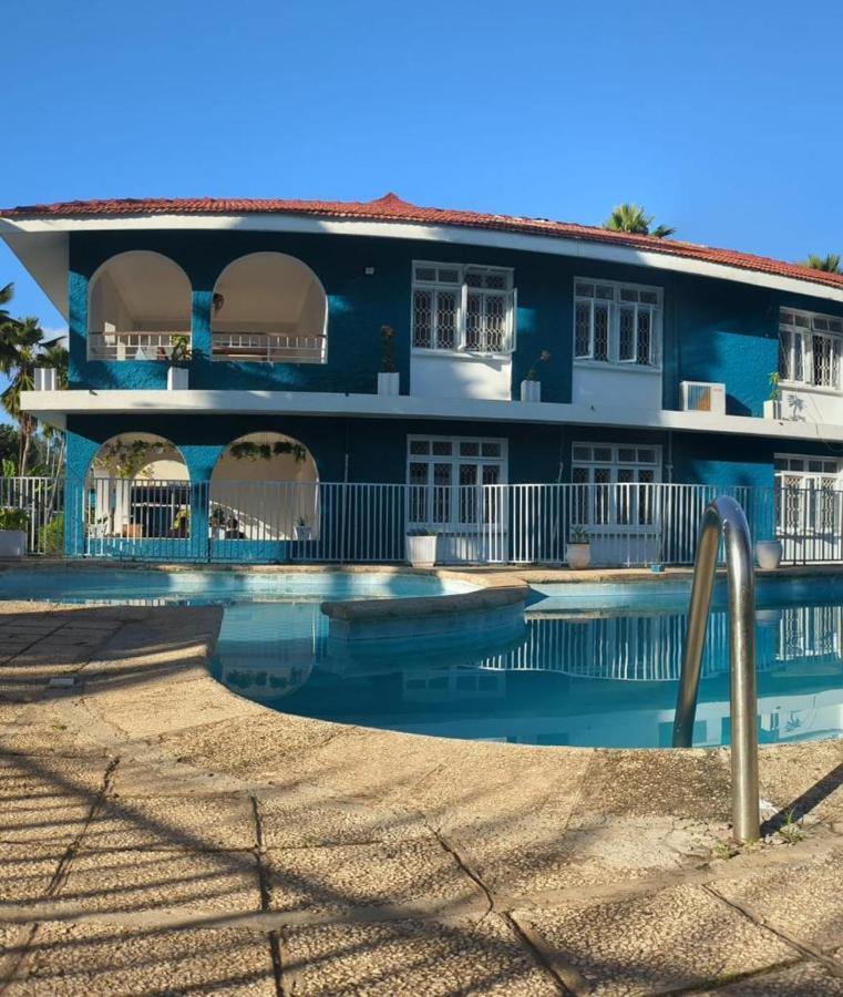 דאר א-סאלאם Gallivanters Hostel מראה חיצוני תמונה