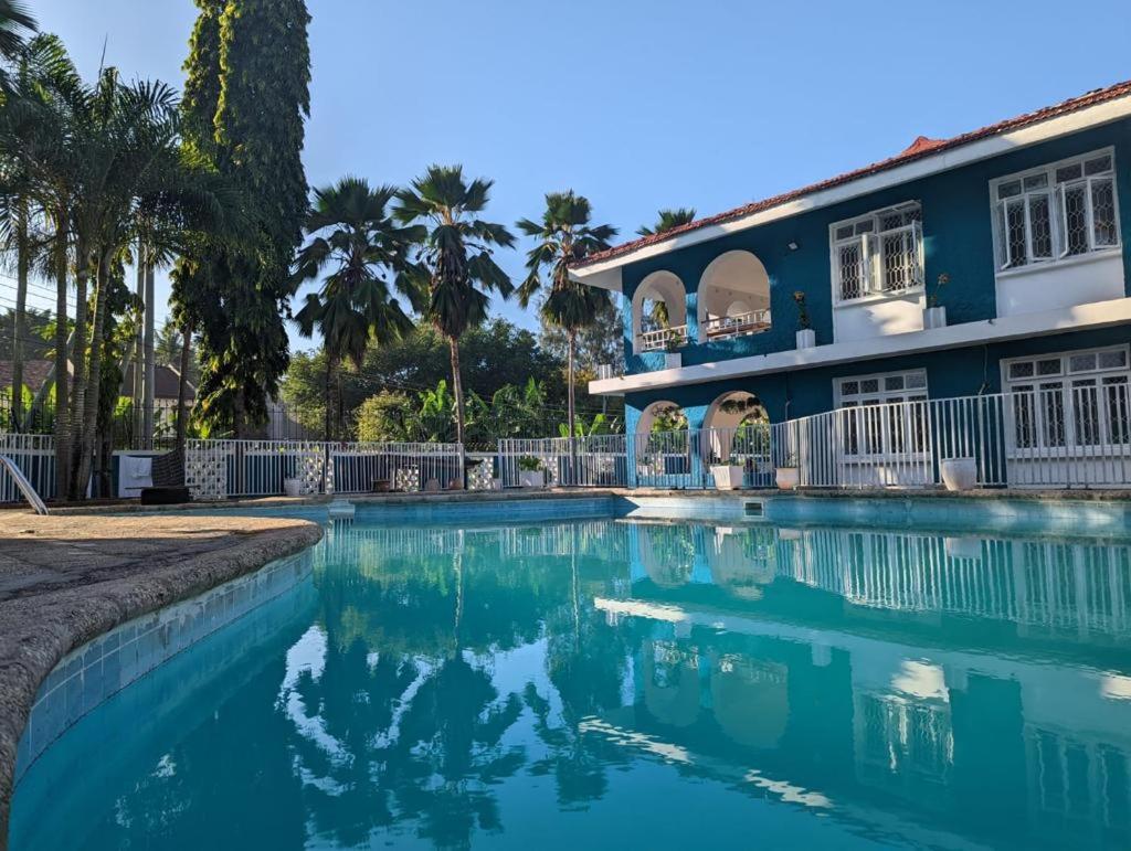 דאר א-סאלאם Gallivanters Hostel מראה חיצוני תמונה