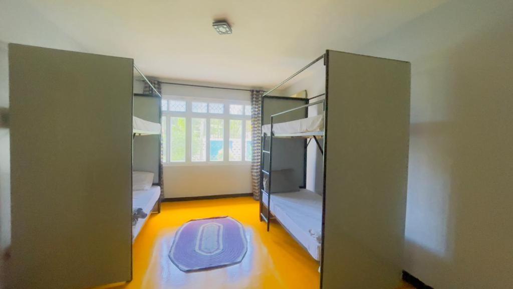 דאר א-סאלאם Gallivanters Hostel מראה חיצוני תמונה