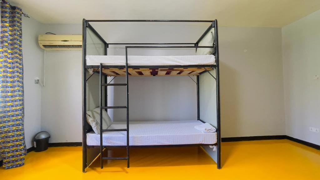דאר א-סאלאם Gallivanters Hostel מראה חיצוני תמונה