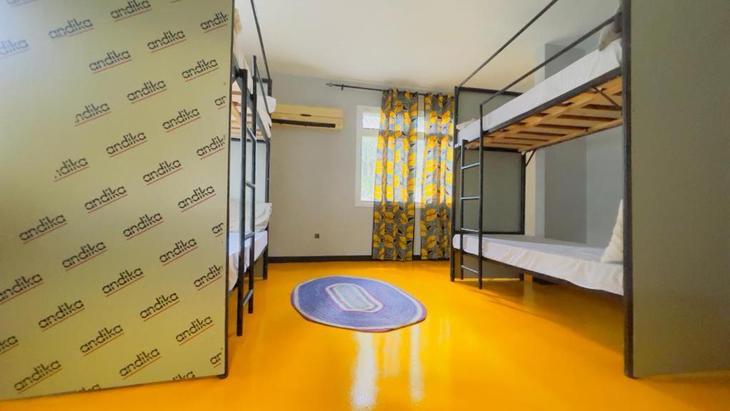 דאר א-סאלאם Gallivanters Hostel מראה חיצוני תמונה