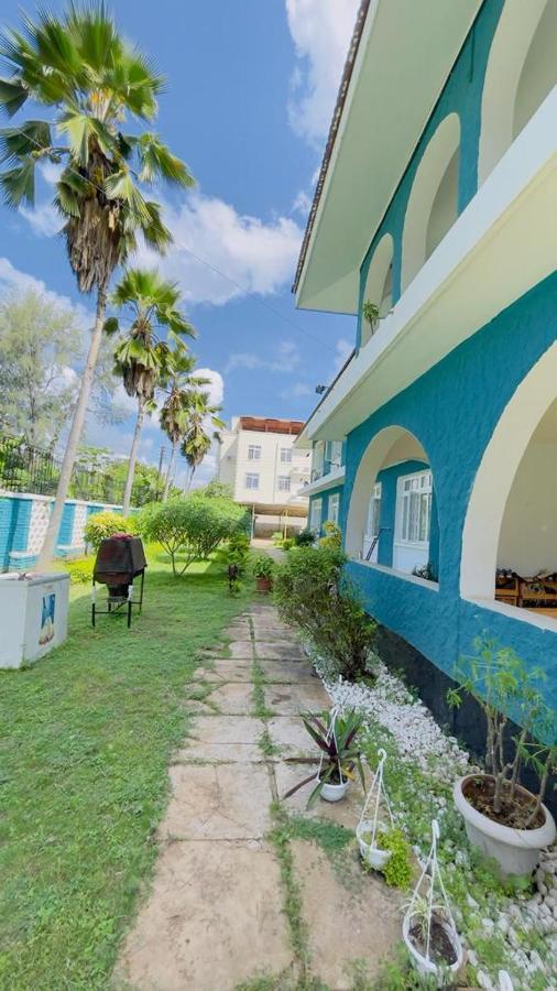 דאר א-סאלאם Gallivanters Hostel מראה חיצוני תמונה